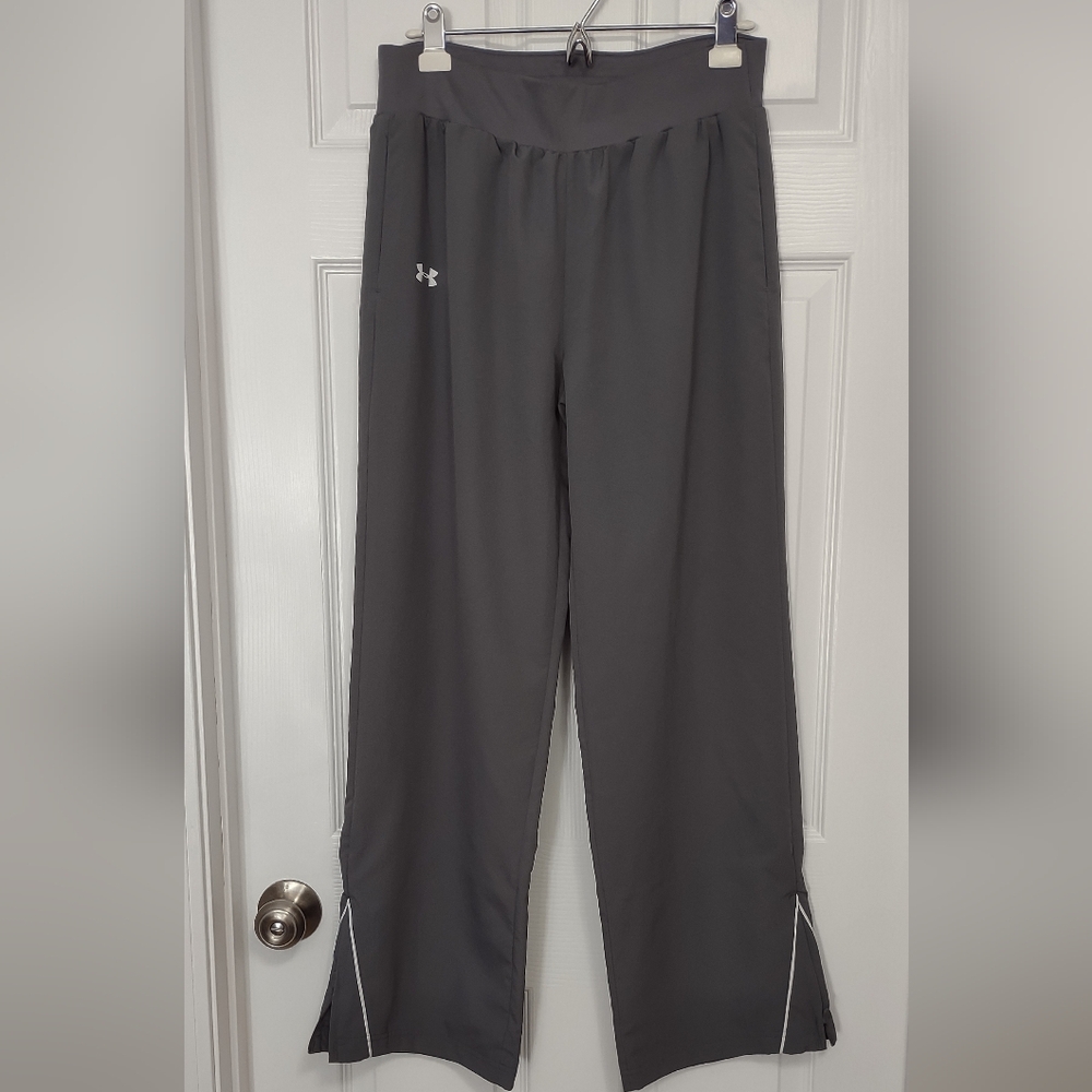 Lower Price!*UA All season Pants(M)